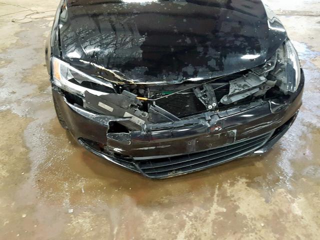 3VW2K7AJ0DM259218 - 2013 VOLKSWAGEN JETTA BASE BLACK photo 9