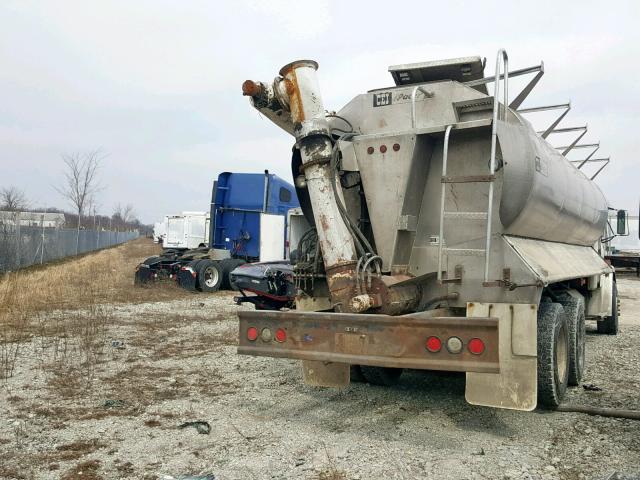 1FUYJJCB1XHF36918 - 1999 FREIGHTLINER MEDIUM CON WHITE photo 4