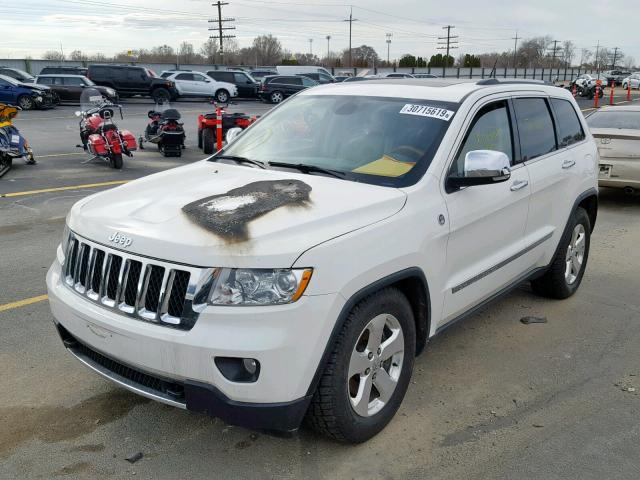 1J4RR6GG9BC684013 - 2011 JEEP GRAND CHER WHITE photo 2