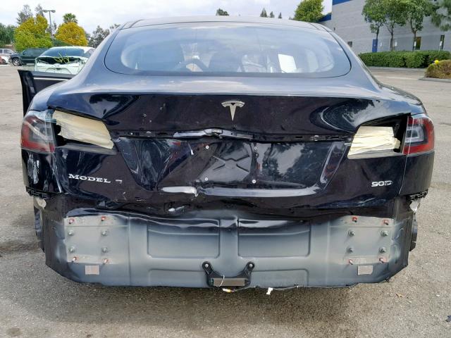 5YJSA1E26GF145741 - 2016 TESLA MODEL S Սև լուսանկար 9