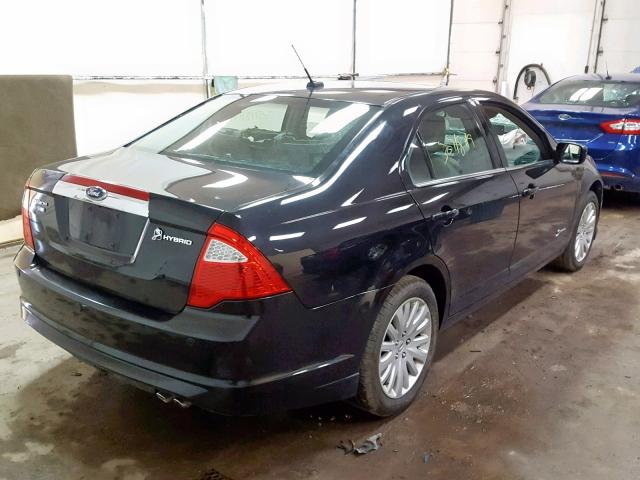 3FADP0L37AR133624 - 2010 FORD FUSION HYB BLACK photo 4