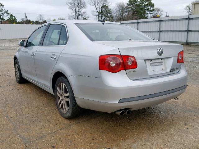 3VWSF71KX6M744983 - 2006 VOLKSWAGEN JETTA 2.5 SILVER photo 3