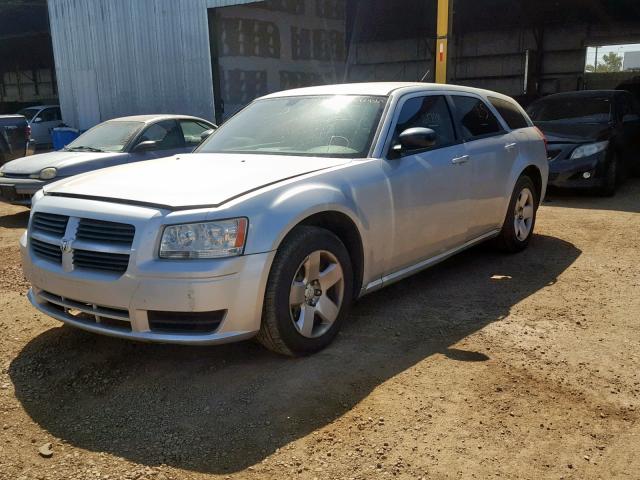 2D4FV47TX8H168256 - 2008 DODGE MAGNUM SILVER photo 2