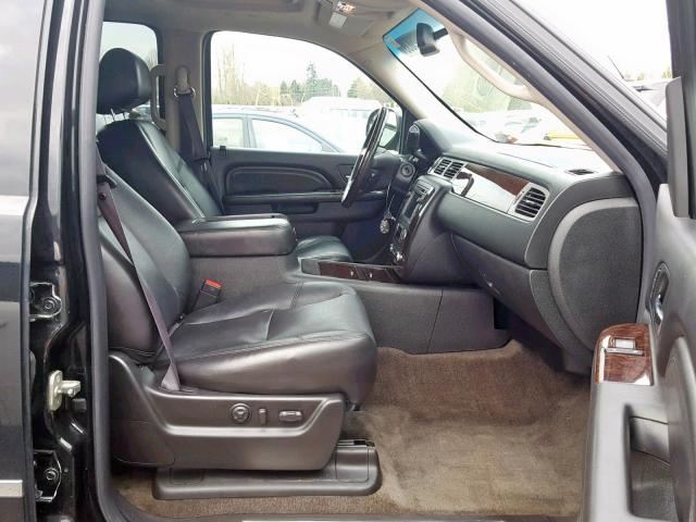 1GKUKEEF3AR184177 - 2010 GMC YUKON DENA BLACK photo 5