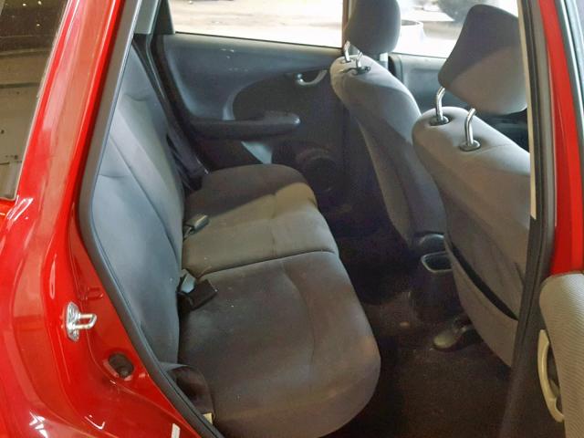 JHMGE8H38BS012142 - 2011 HONDA FIT RED photo 6