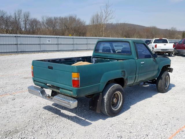 JT4RN63A3J0232691 - 1988 TOYOTA PICKUP RN6 GREEN photo 4