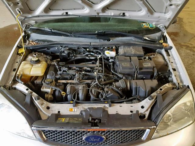 1FAFP34N87W256252 - 2007 FORD FOCUS ZX4 SILVER photo 7