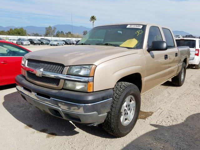 2GCEC13T351124977 - 2005 CHEVROLET SILVERADO C1500  photo 2