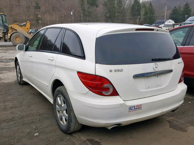 4JGCB65E86A022793 - 2006 MERCEDES-BENZ R 350 WHITE photo 3