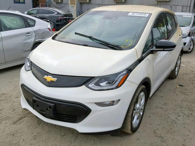 1G1FW6S06H4179571 - 2017 CHEVROLET BOLT EV LT WHITE photo 2