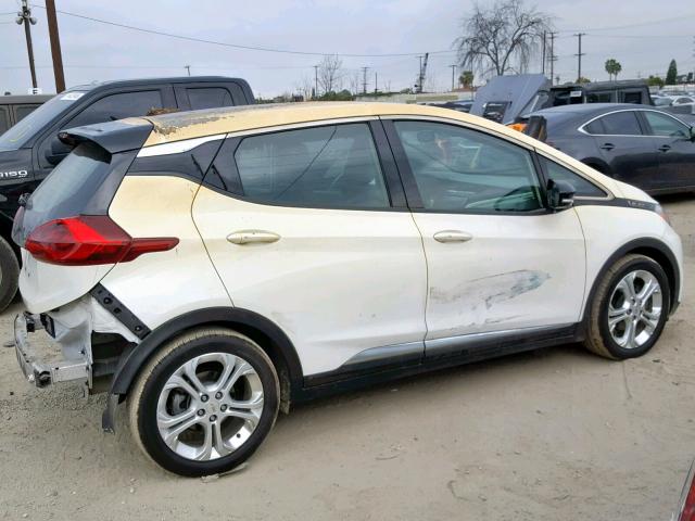 1G1FW6S06H4179571 - 2017 CHEVROLET BOLT EV LT WHITE photo 9