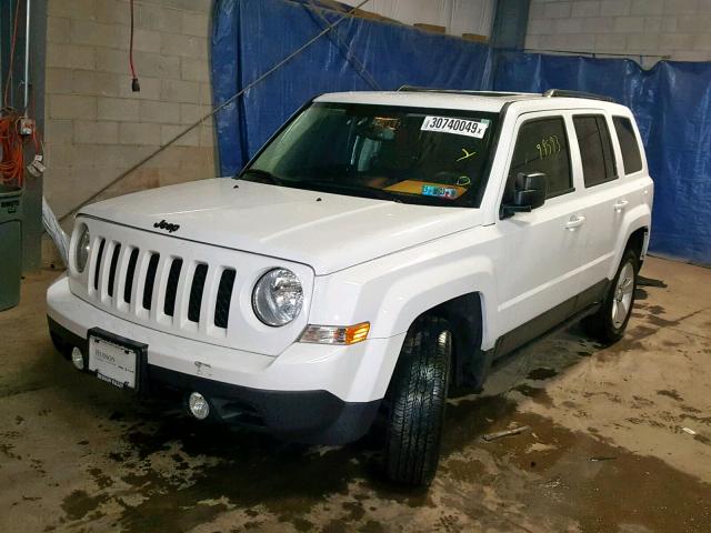 1C4NJRFB6FD176620 - 2015 JEEP PATRIOT LA WHITE photo 2