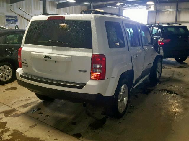 1C4NJRFB6FD176620 - 2015 JEEP PATRIOT LA WHITE photo 4