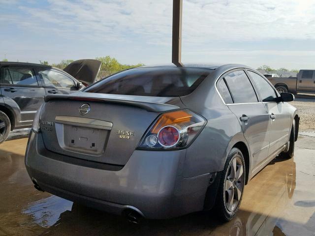 1N4BL21E68N496805 - 2008 NISSAN ALTIMA 3.5 GRAY photo 4