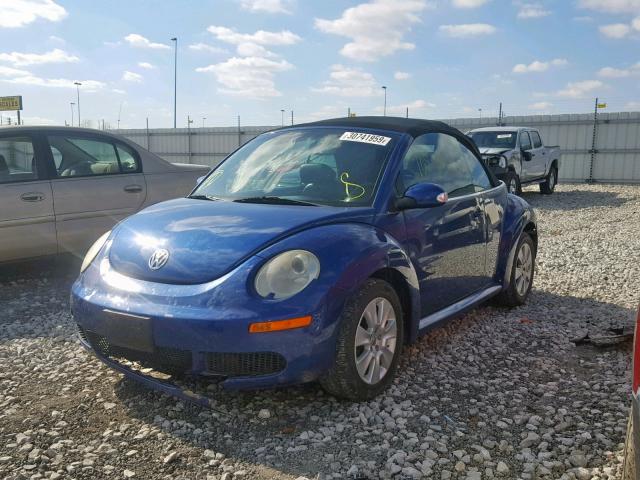 3VWPG31Y18M408710 - 2008 VOLKSWAGEN NEW BEETLE ლურჯი ფოტო 2