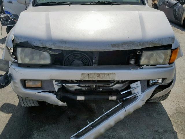 4S6CK58W6X4406836 - 1999 HONDA PASSPORT E 银色 照片 7