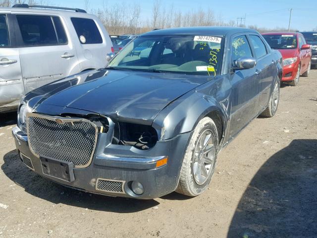 2C3JA63H85H560734 - 2005 CHRYSLER 300C GREEN photo 2