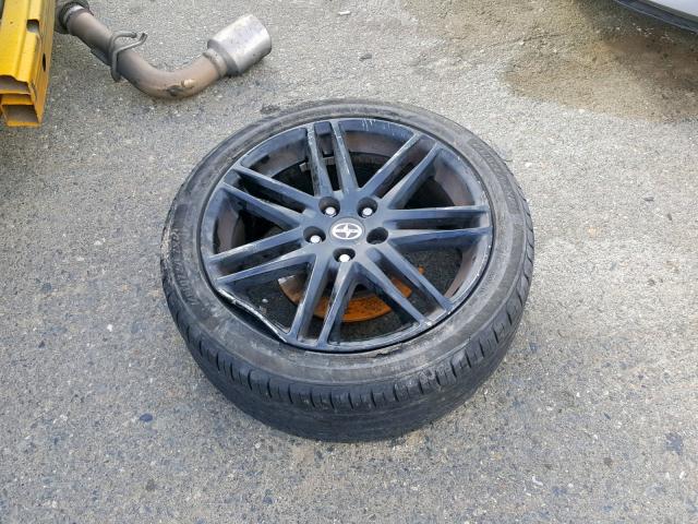 JTKJF5C73C3026421 - 2012 TOYOTA SCION TC ყვითელი ფოტო 9