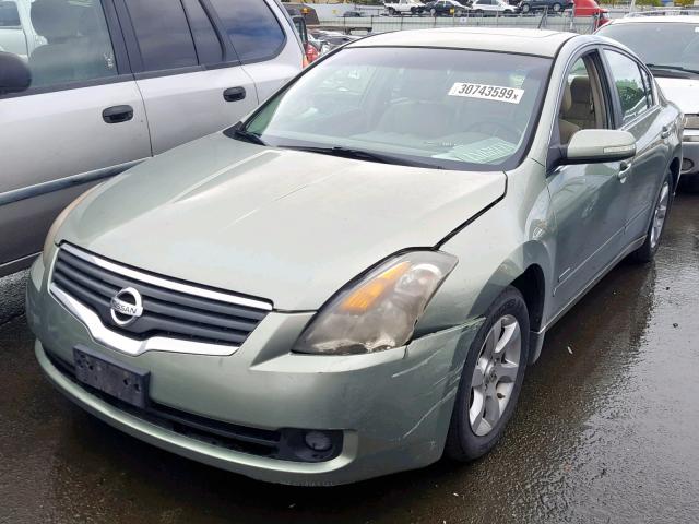 1N4CL21E78C257442 - 2008 NISSAN ALTIMA HYB GREEN photo 2