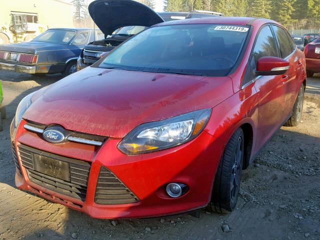 1FAHP3J24CL295399 - 2012 FORD FOCUS TITA RED photo 2