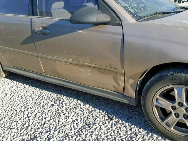 1G1ZT62825F302634 - 2005 CHEVROLET MALIBU MAX ოქროსფერი ფოტო 10