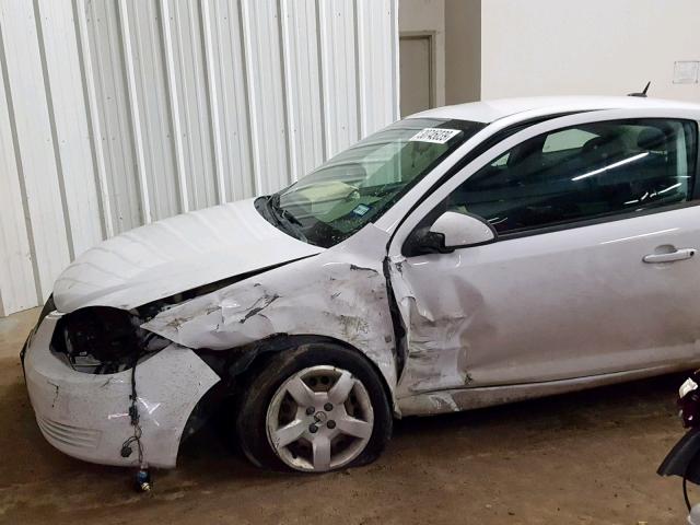 1G2AS18H797269040 - 2009 PONTIAC G5 WHITE photo 9