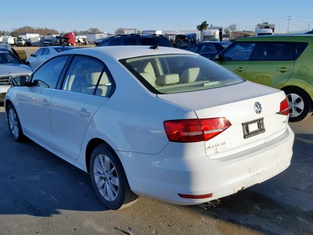 3VWLA7AJ1FM332624 - 2015 VOLKSWAGEN JETTA TDI WHITE photo 3