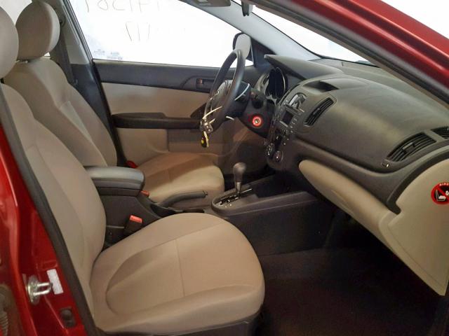 KNAFU4A22A5070431 - 2010 KIA FORTE EX RED photo 5