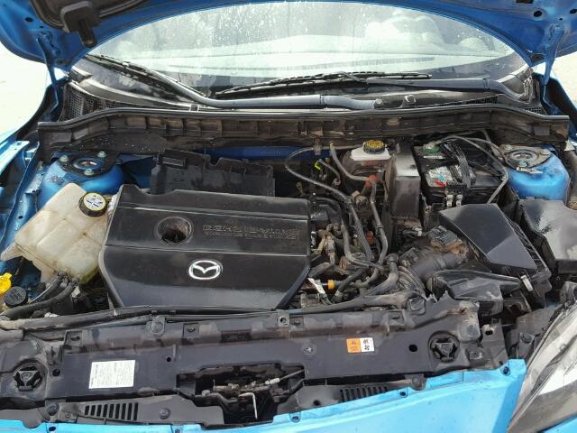 JM1BL1K63B1426415 - 2011 MAZDA 3 S BLUE photo 7