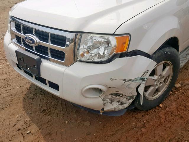 1FMCU0D7XAKC45883 - 2010 FORD ESCAPE XLT WHITE photo 9