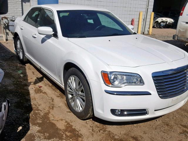 2C3CCARG2EH321412 - 2014 CHRYSLER 300 WHITE photo 1