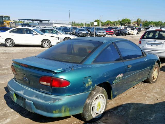 1G1JC1249V7132831 - 1997 CHEVROLET CAVALIER B GREEN photo 4