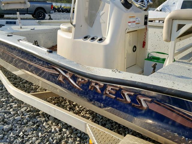 JBC82278E414 - 2014 XPRS BOAT WHITE photo 9