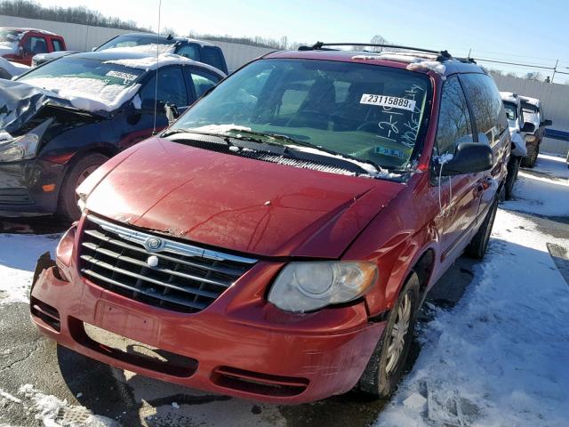 2A8GP54L86R629041 - 2006 CHRYSLER TOWN & COU BURGUNDY photo 2