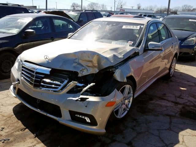 WDDHF9AB9AA114666 - 2010 MERCEDES-BENZ E 550 4MAT GOLD photo 2