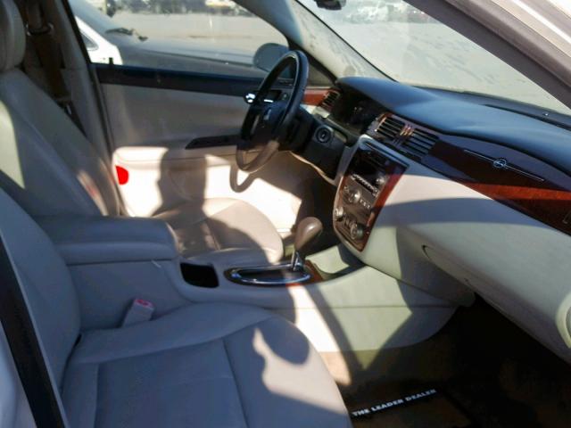 2G1WD58C869376110 - 2006 CHEVROLET IMPALA SUP 白色 照片 5