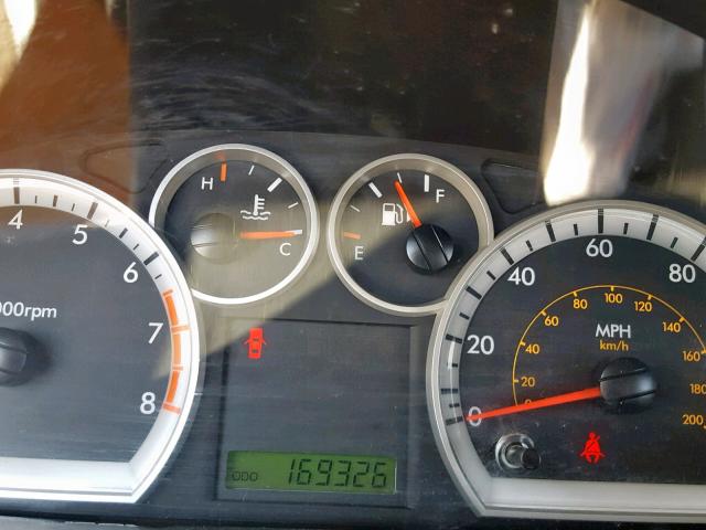 KL1TD5DEXBB194264 - 2011 CHEVROLET AVEO LS SILVER photo 8