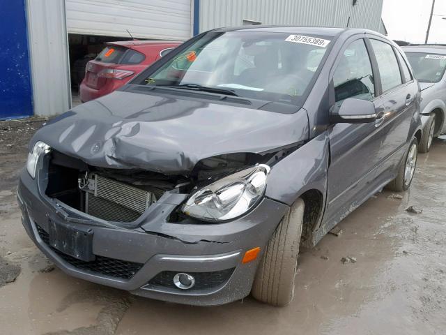 WDDFH3DB9BJ606433 - 2011 MERCEDES-BENZ B200 GRAY photo 2