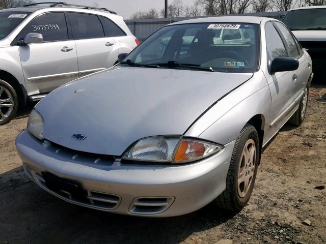 1G1JF5243Y7121763 - 2000 CHEVROLET CAVALIER L SILVER photo 2