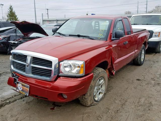 1D7HW42N46S695426 - 2006 DODGE DAKOTA SLT RED photo 2