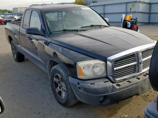 1D7HE42K45S149586 - 2005 DODGE DAKOTA SLT BLACK photo 1