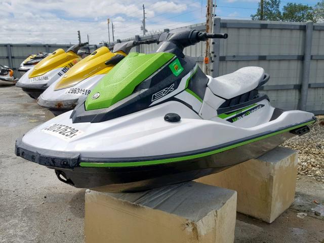 YAMA0985D717 - 2017 YAMAHA WAVERUNNER TWO TONE photo 2