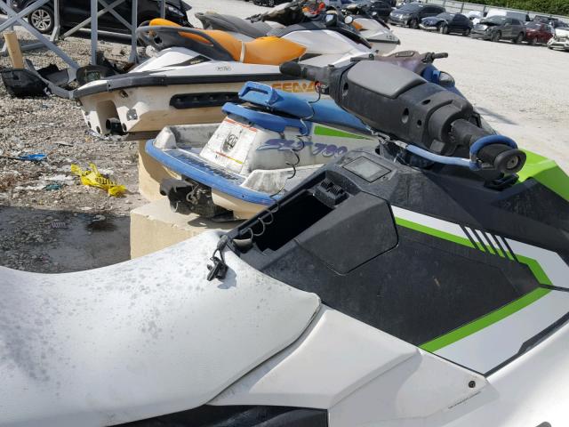 YAMA0985D717 - 2017 YAMAHA WAVERUNNER TWO TONE photo 5