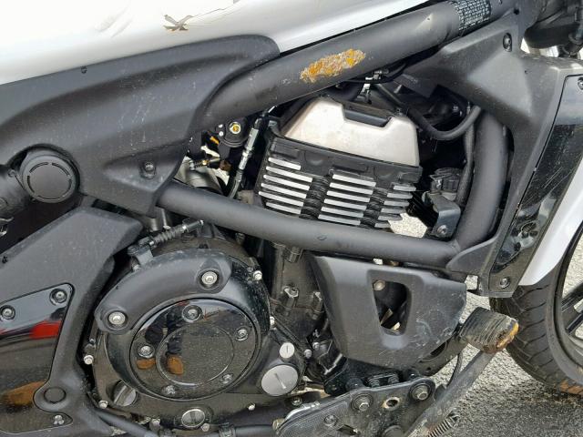 JKAENEC16JDA01346 - 2018 KAWASAKI EN650 C WHITE photo 7