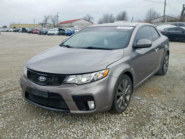 KNAFW6A36D5649098 - 2013 KIA FORTE SX GRAY photo 2