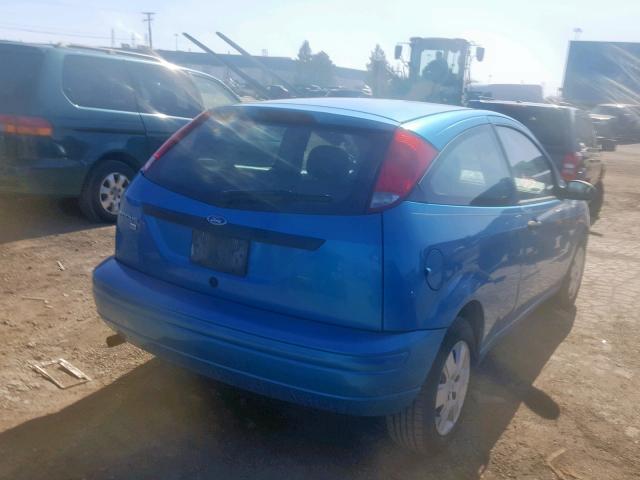 1FAFP31NX7W112500 - 2007 FORD FOCUS ZX3 BLUE photo 4