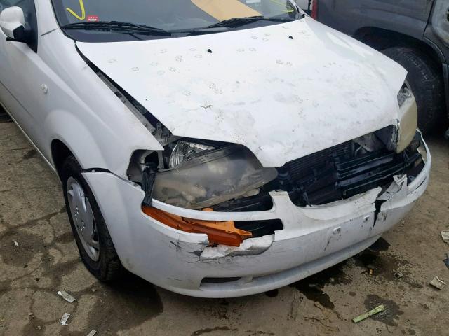 KL1TD56626B682264 - 2006 CHEVROLET AVEO BASE Ақ фото 9