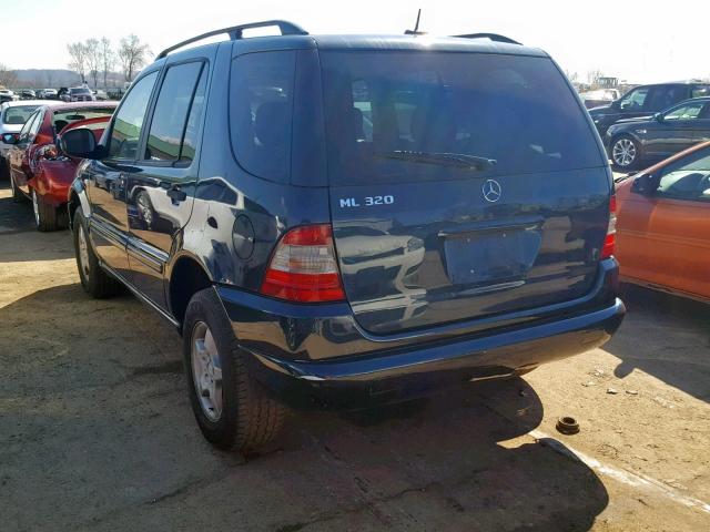 4JGAB54E31A263754 - 2001 MERCEDES-BENZ ML 320 BLUE photo 3