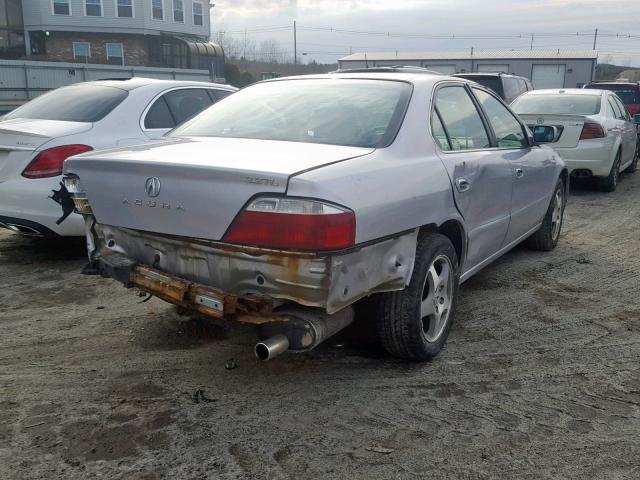 19UUA56633A068428 - 2003 ACURA 3.2TL SILVER photo 4