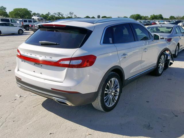 2LMPJ6LR6HBL18207 - 2017 LINCOLN MKX RESERV WHITE photo 4